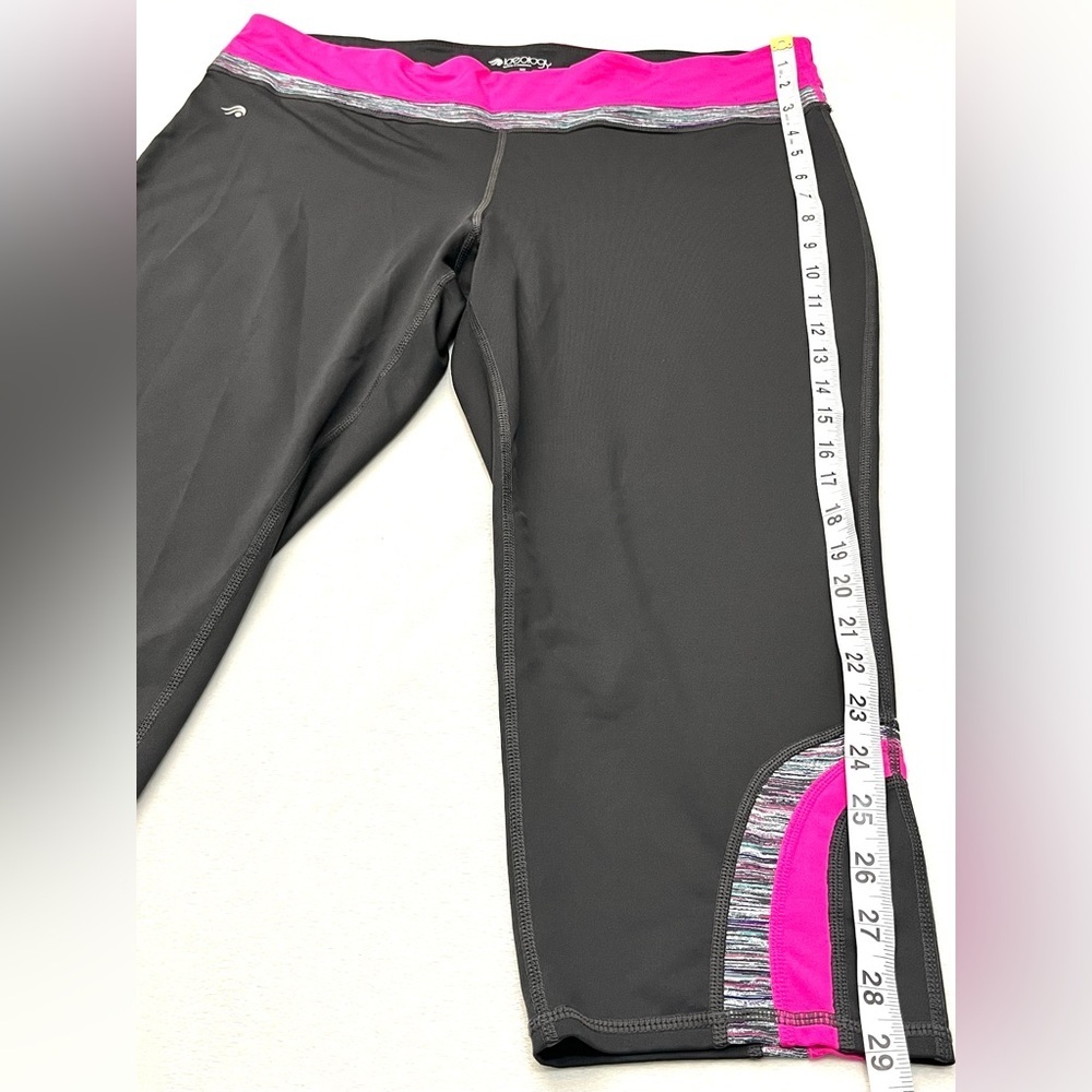 Ideology Women's Black and Pink Athletic Capri Poly/Spandex Blend Leggings XL - Picture 8 of 14